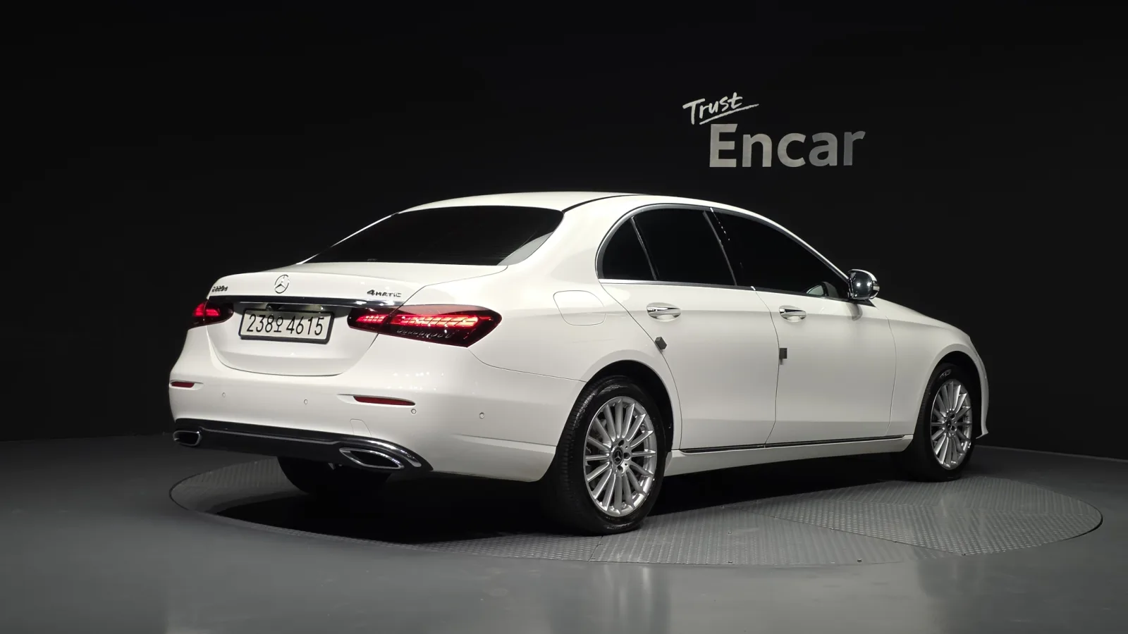 2021 Mercedes-Benz E-Class