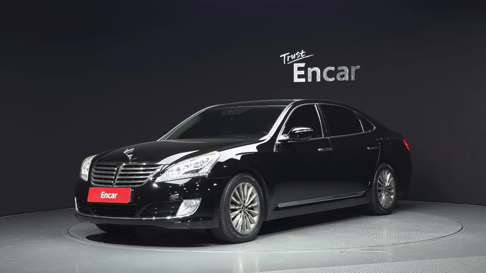 2013 Hyundai Equus