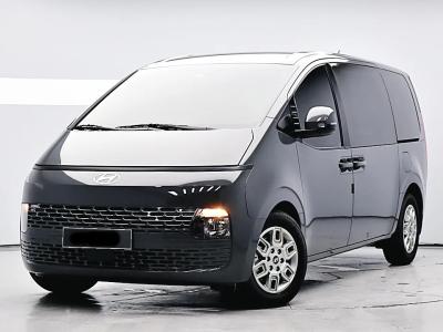 2025 Hyundai Staria