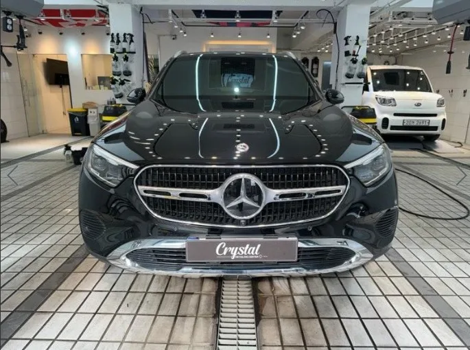 2023 Mercedes-Benz GLC-Class