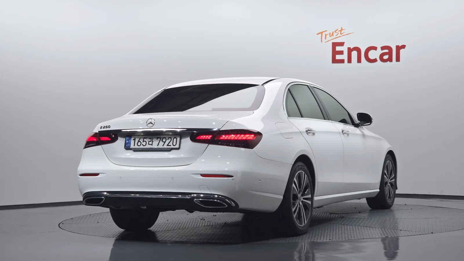 2021 Mercedes-Benz E-Class