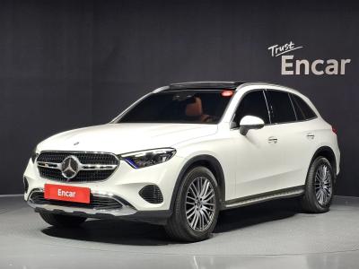 2023 Mercedes-Benz GLC-Class