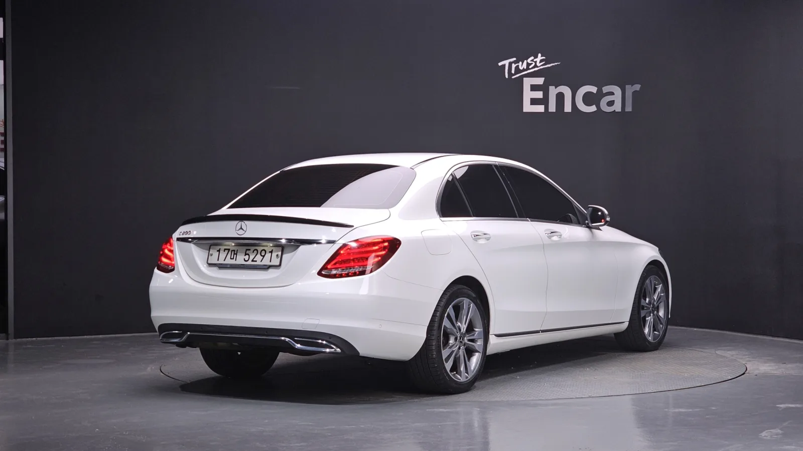 2018 Mercedes-Benz C-Class