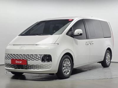 2025 Hyundai Staria