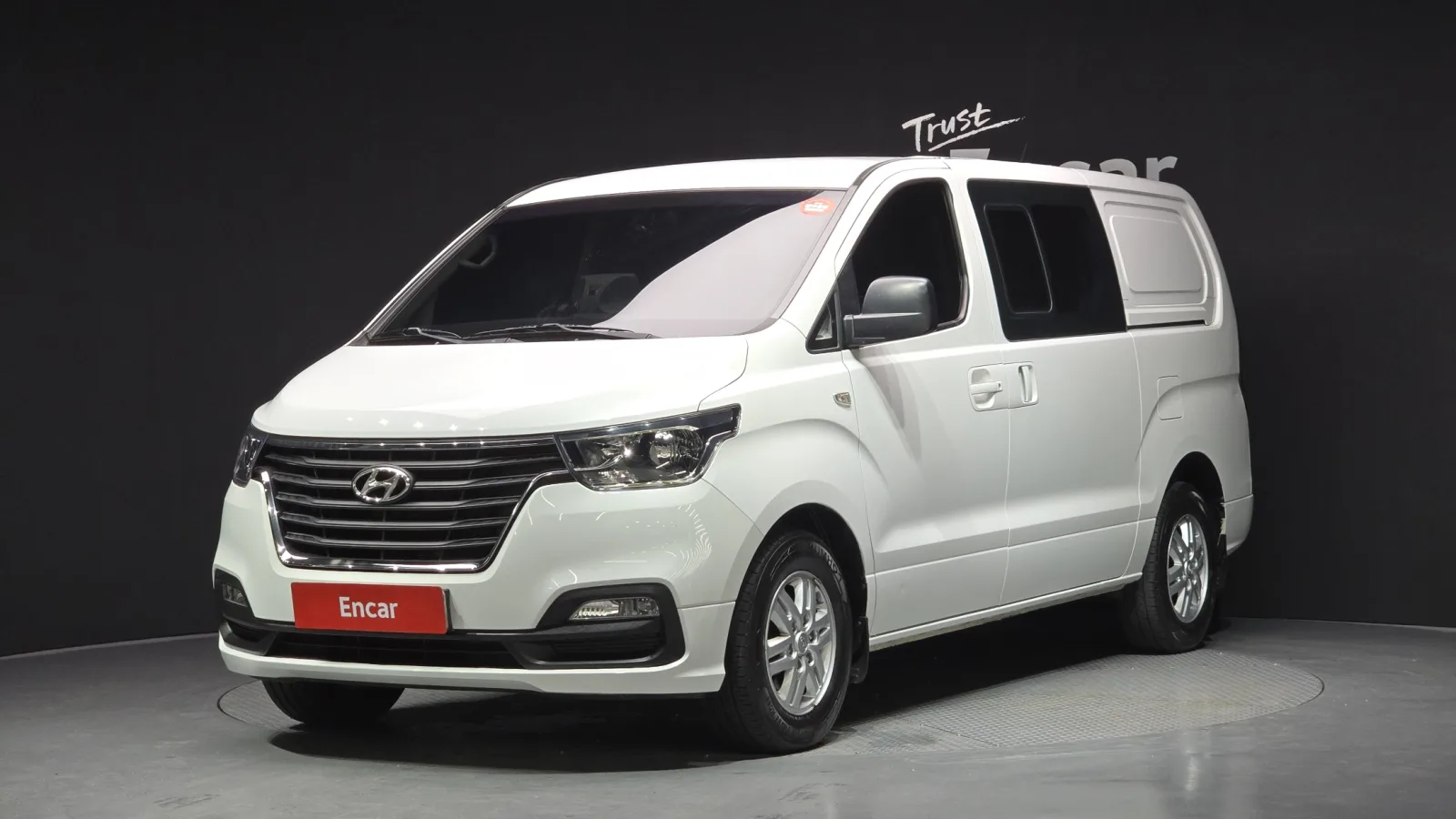 2019 Hyundai Starex
