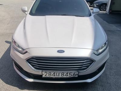 2020 Ford Mondeo