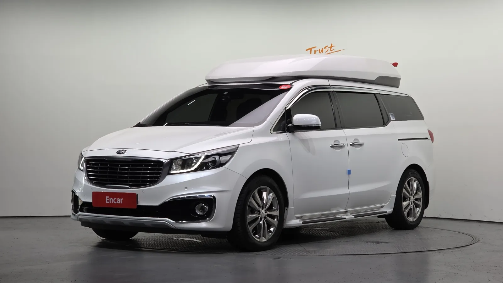 2017 Kia Carnival