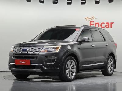 2019 Ford Explorer
