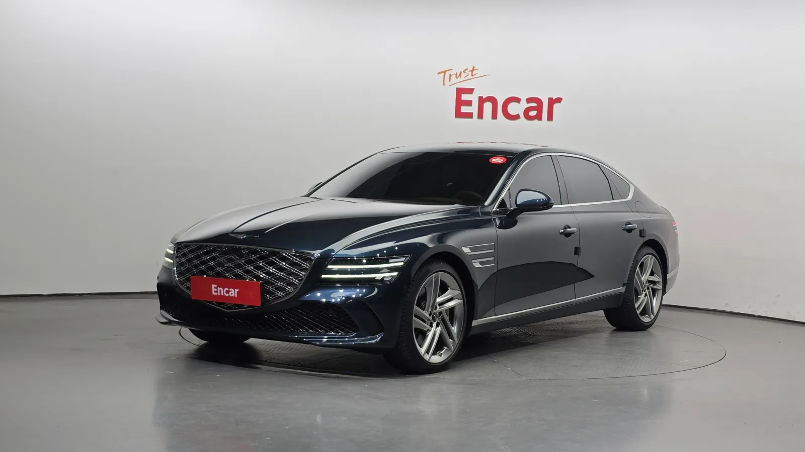 2025 Genesis G80