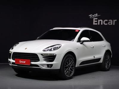 2017 Porsche Macan