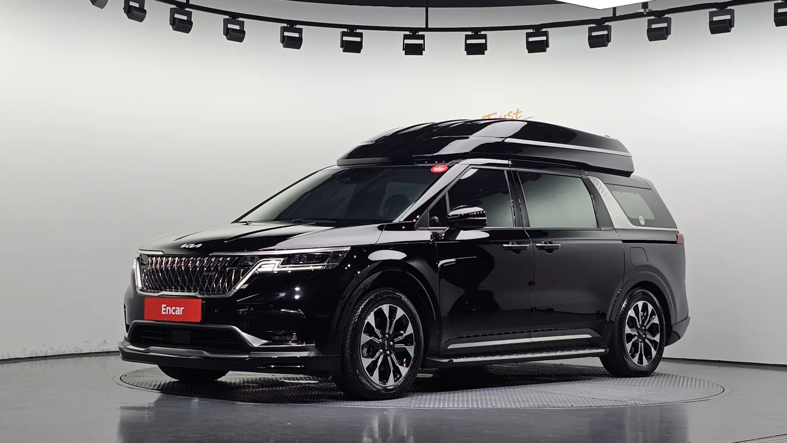 2023 Kia Carnival