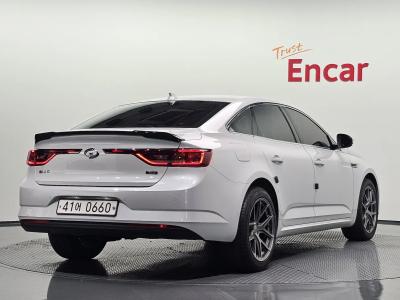 2016 Renault Korea SM6