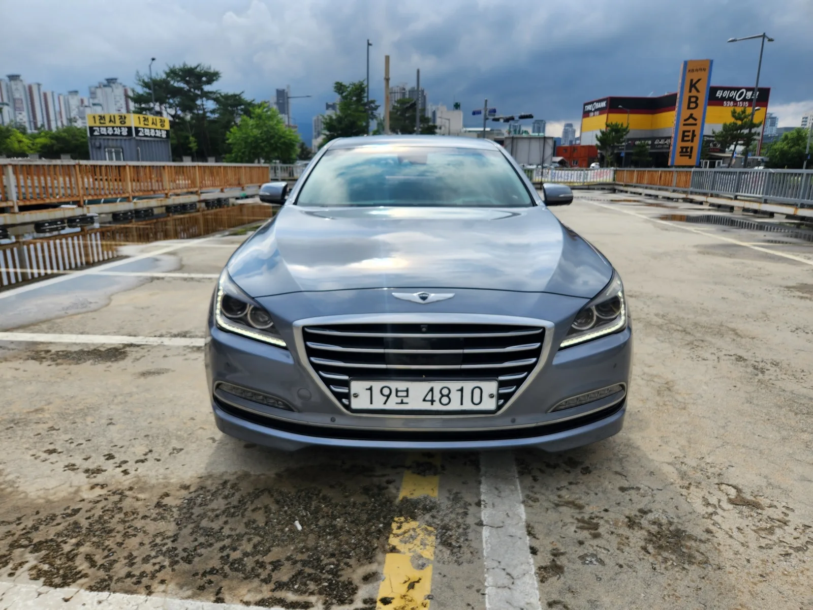 2014 Hyundai Genesis