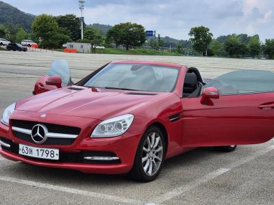 2012 Mercedes-Benz SLK-Class