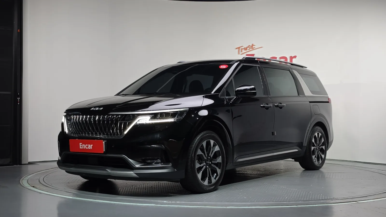 2023 Kia Carnival