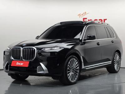 2026 BMW X7