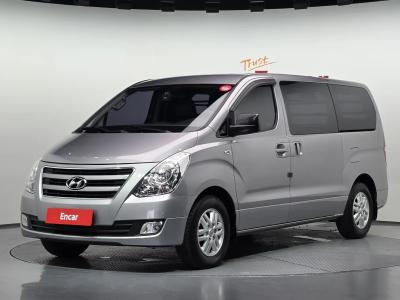 2017 Hyundai Starex