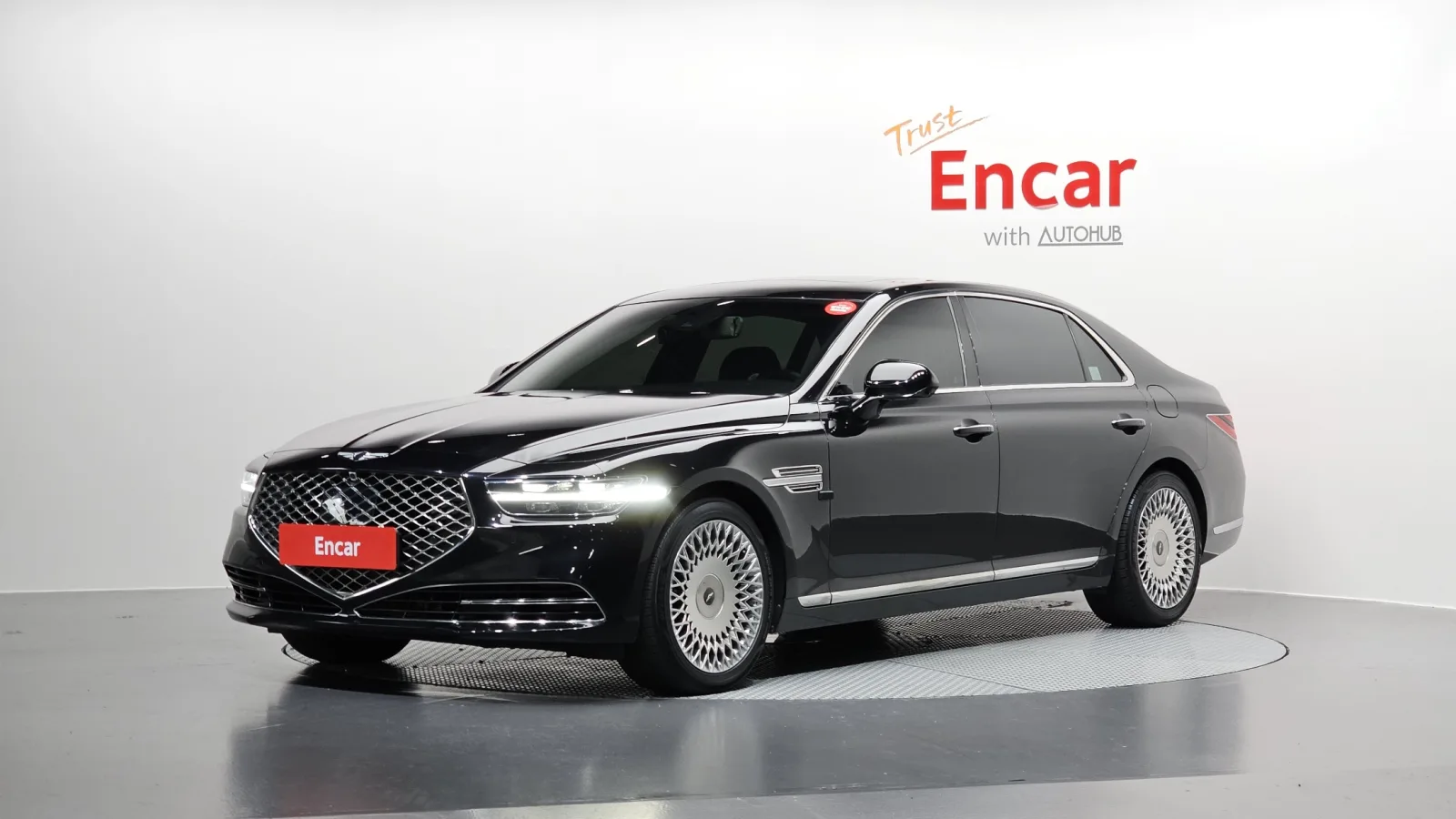 2020 Genesis G90
