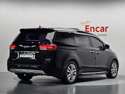 2016 Kia Carnival