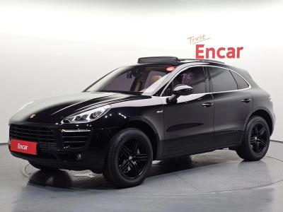 2017 Porsche Macan