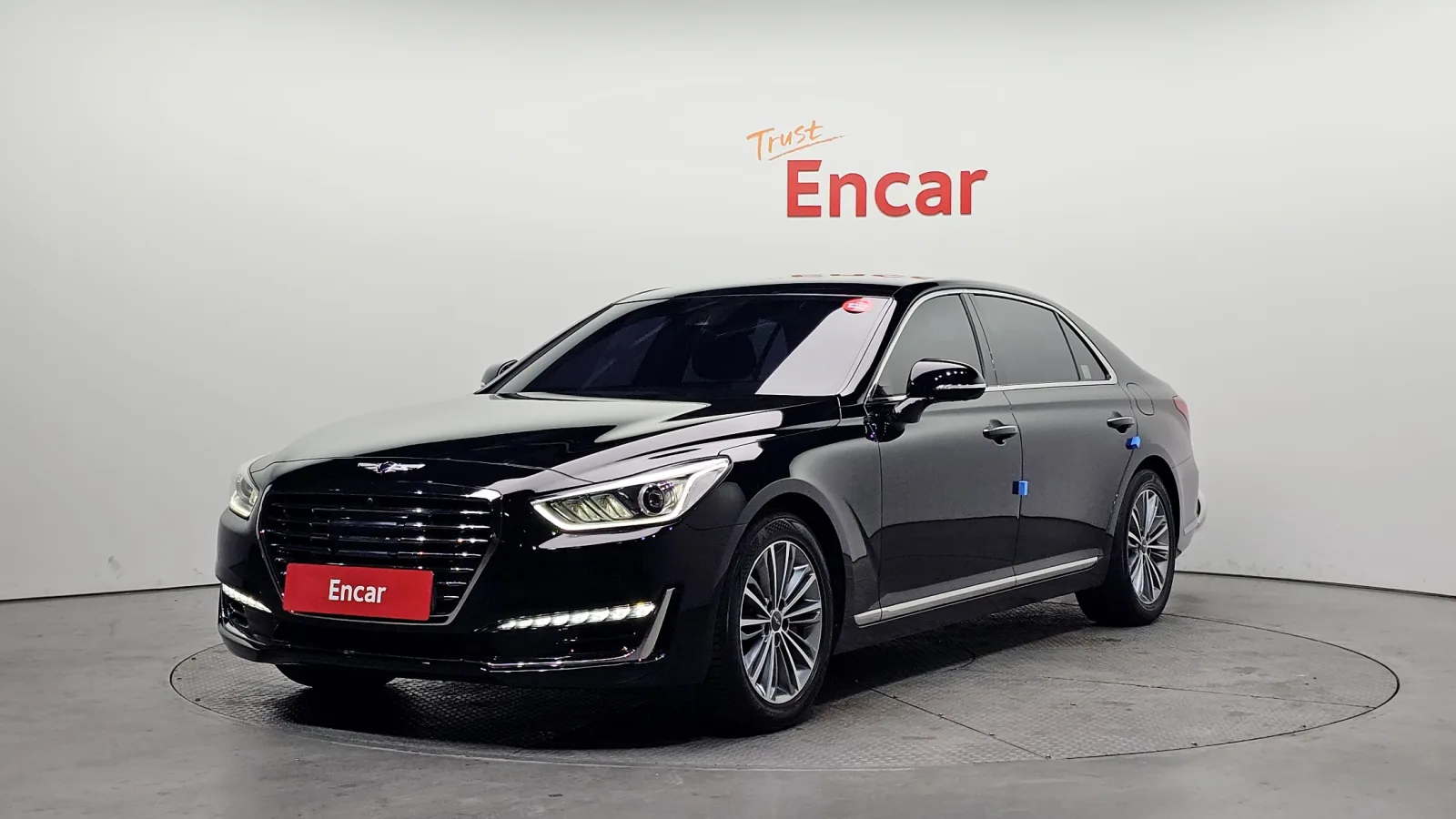 2016 Genesis EQ900