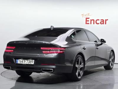 2021 Genesis G80