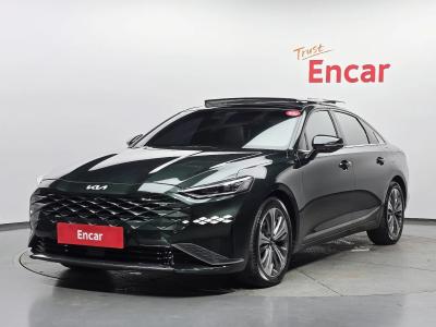 2022 Kia K8