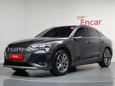 2022 Audi e-tron