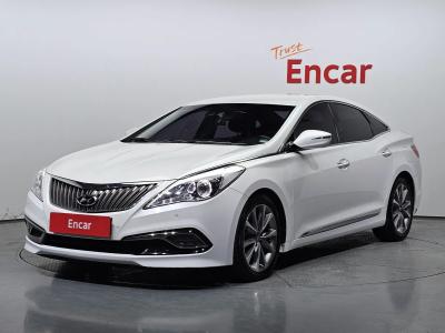2016 Hyundai Grandeur