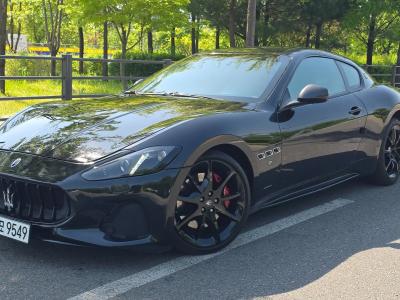2015 Maserati GranTurismo