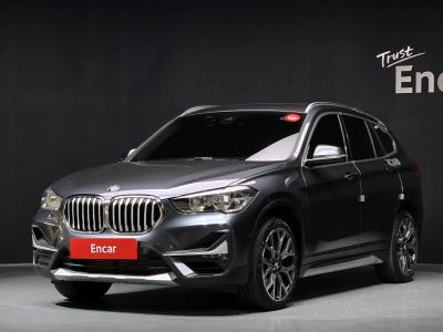 2022 BMW X1