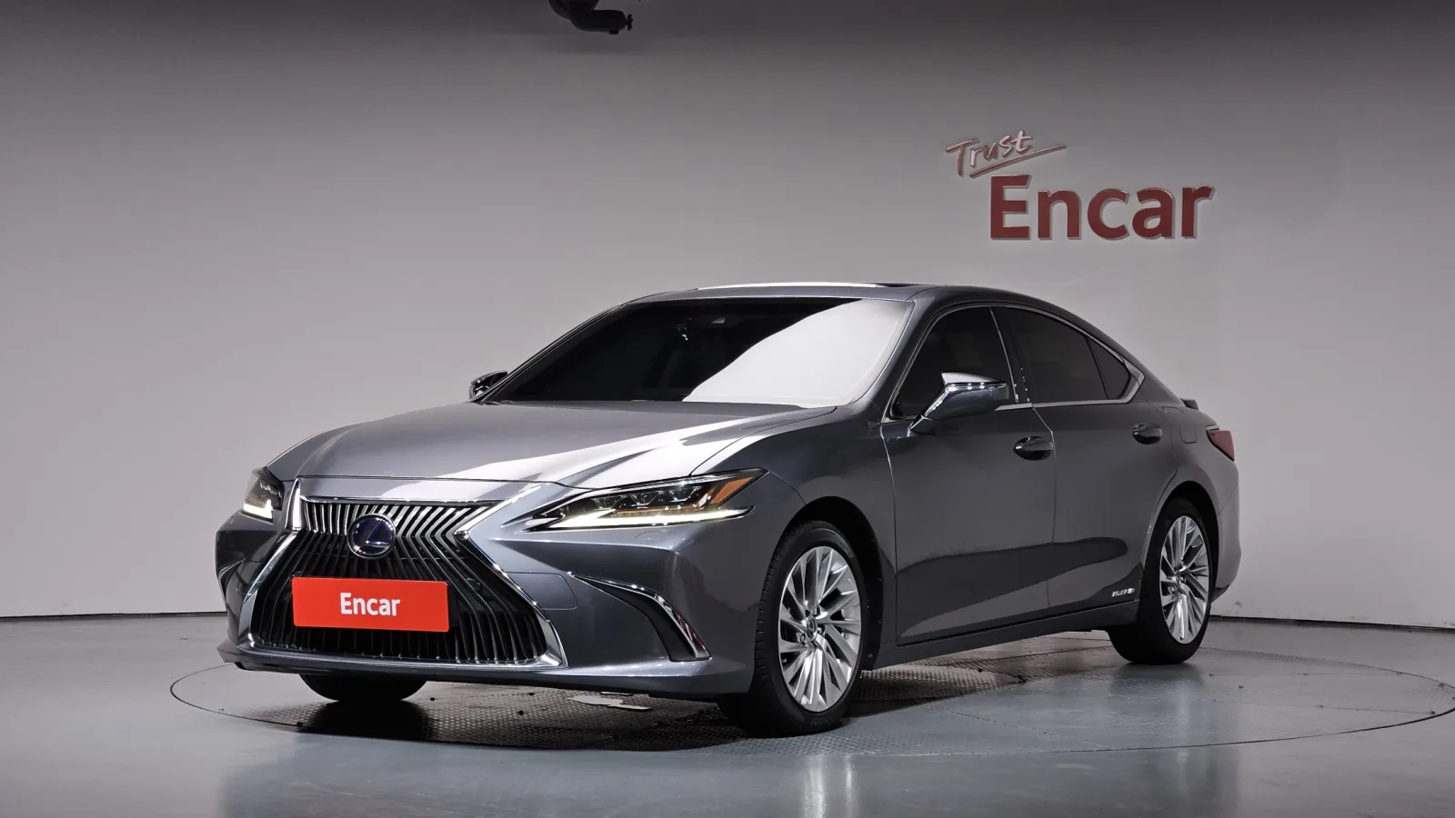 2020 Lexus ES