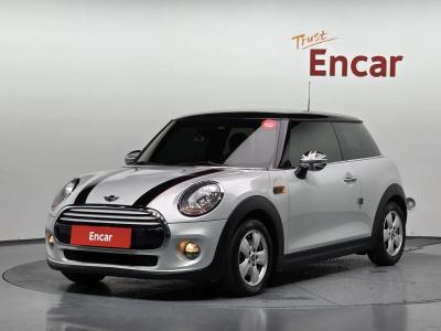 2014 MINI Cooper