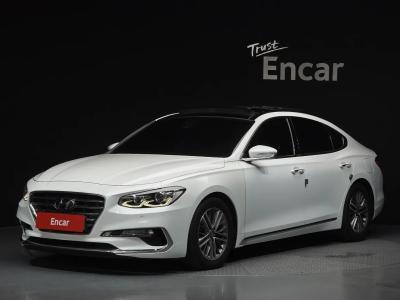 2018 Hyundai Grandeur