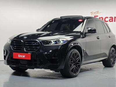 2026 BMW X5M