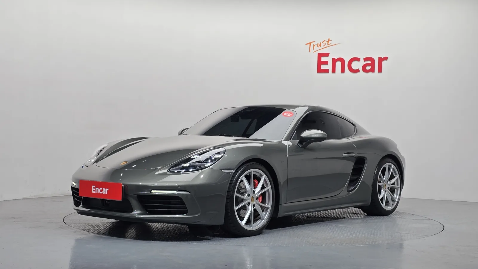 2021 Porsche 718