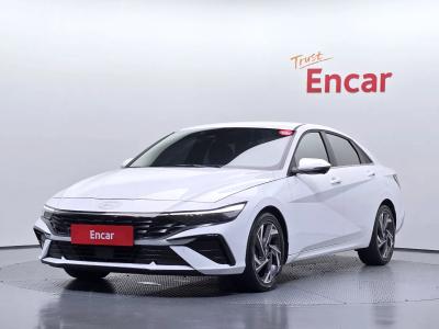 2025 Hyundai Elantra