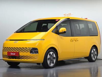 2025 Hyundai Staria