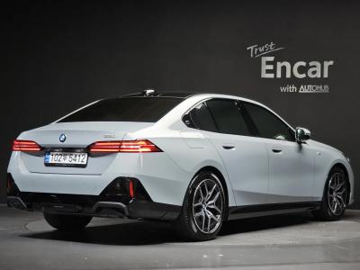 2024 BMW 5-Series