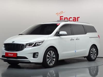 2015 Kia Carnival