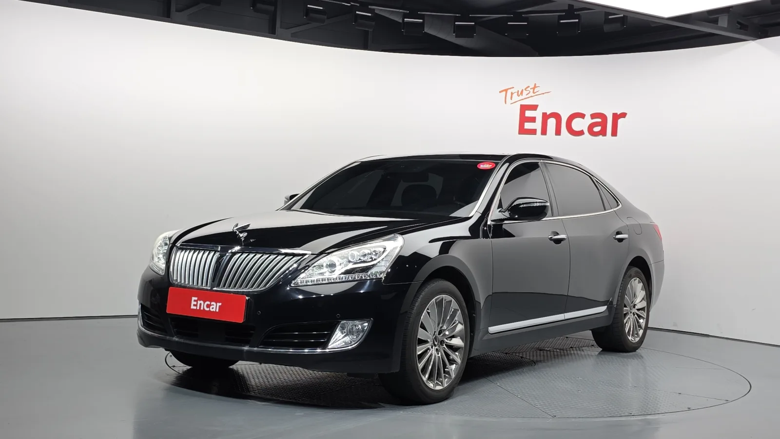 2013 Hyundai Equus
