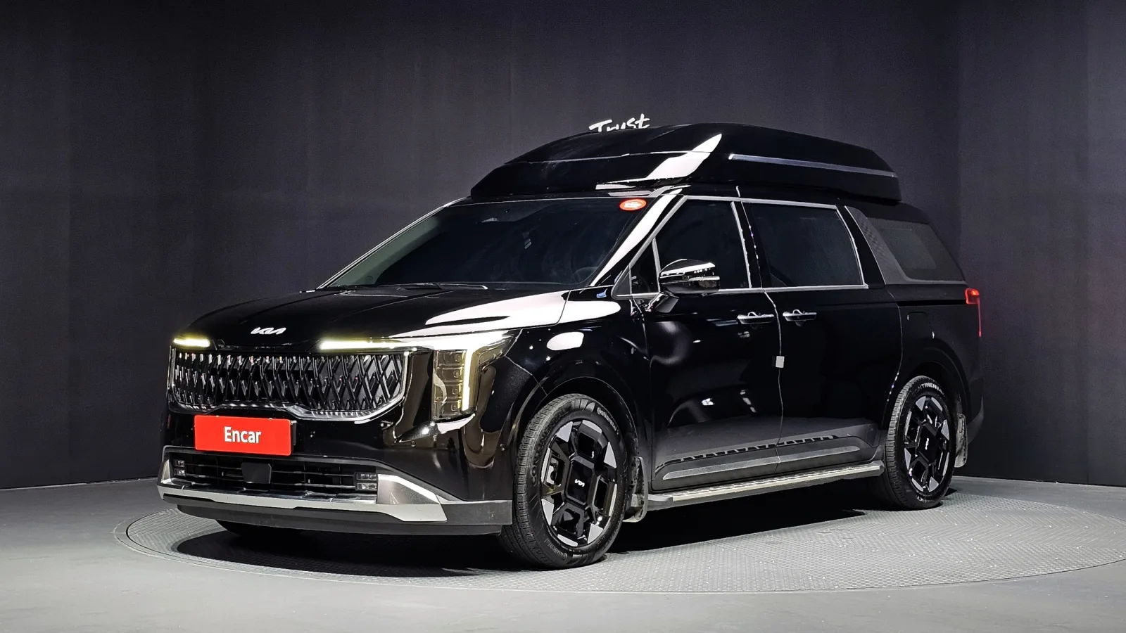 2025 Kia Carnival