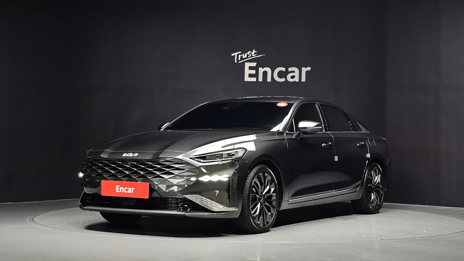 2023 Kia K8