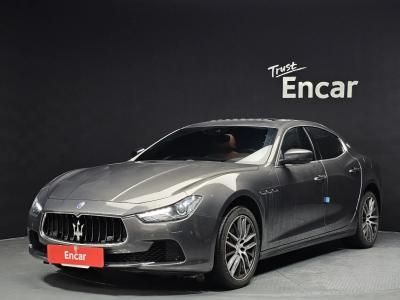 2017 Maserati Ghibli