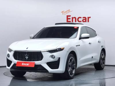 2020 Maserati Levante