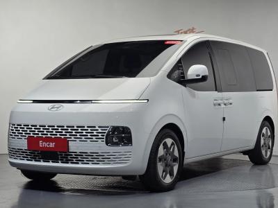 2025 Hyundai Staria