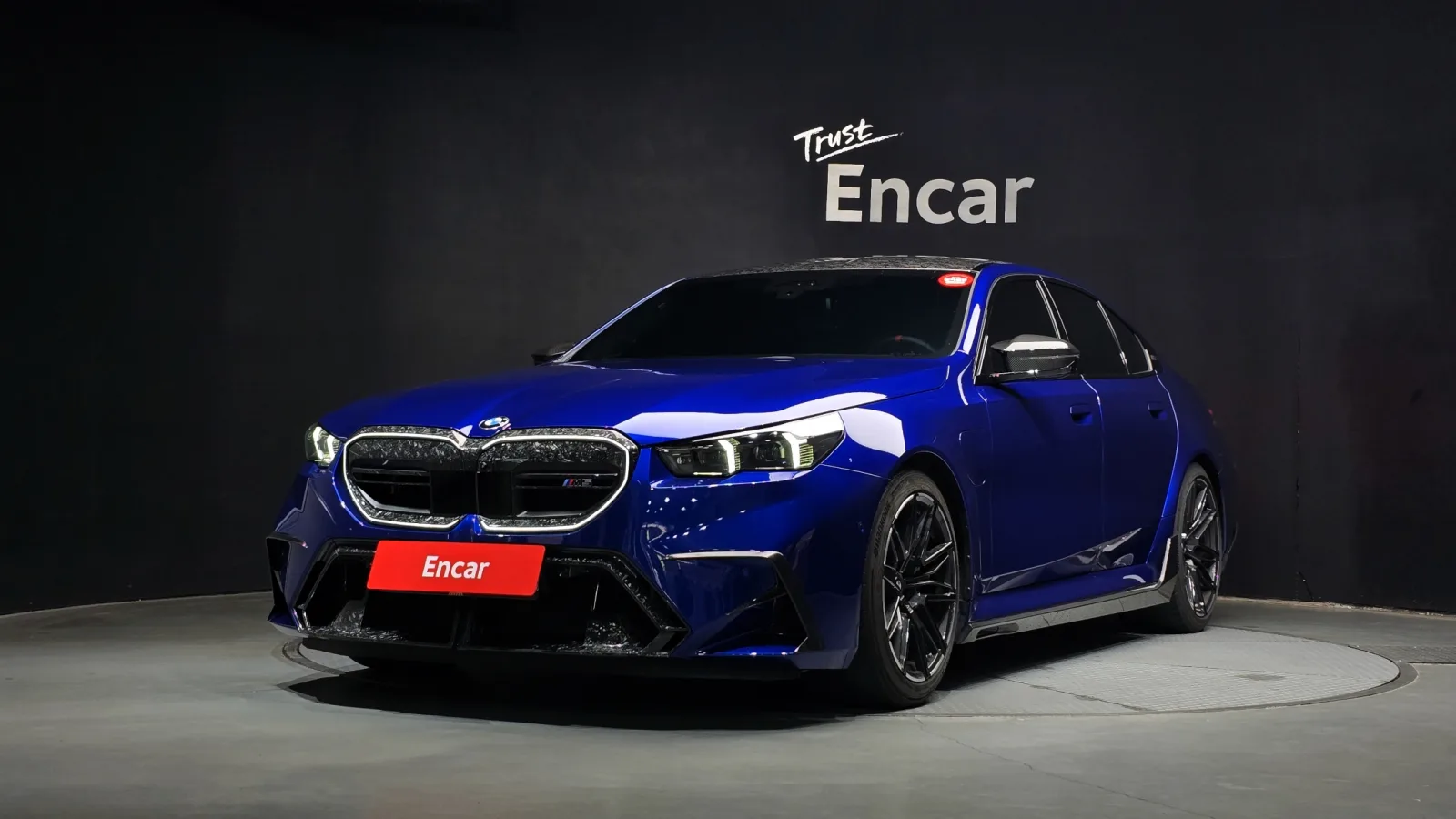 2025 BMW M5