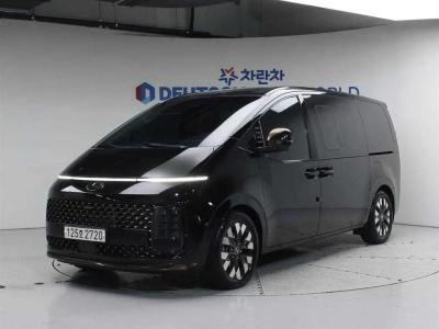 2022 Hyundai Staria
