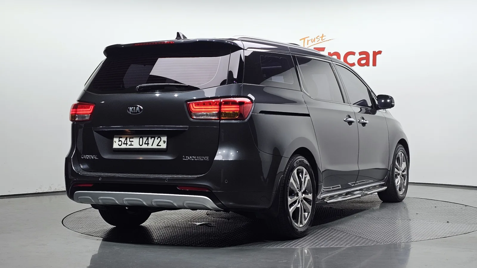 2017 Kia Carnival