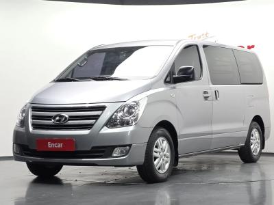 2017 Hyundai Starex